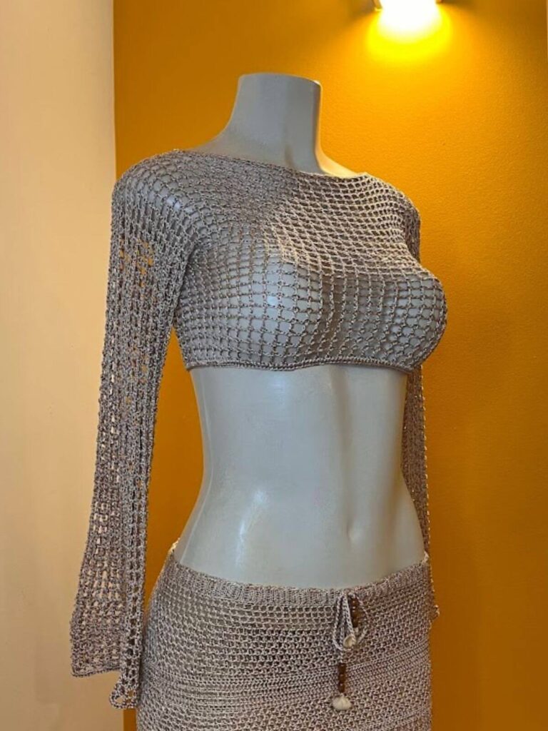 cropped manga longa crochê by line