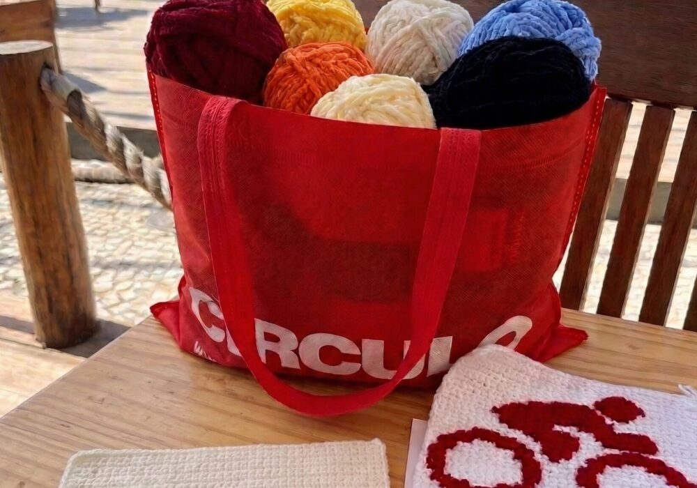 Pixel Art em Crochê: O Passo a Passo do Meu Casaco Exclusivo para o Ironman